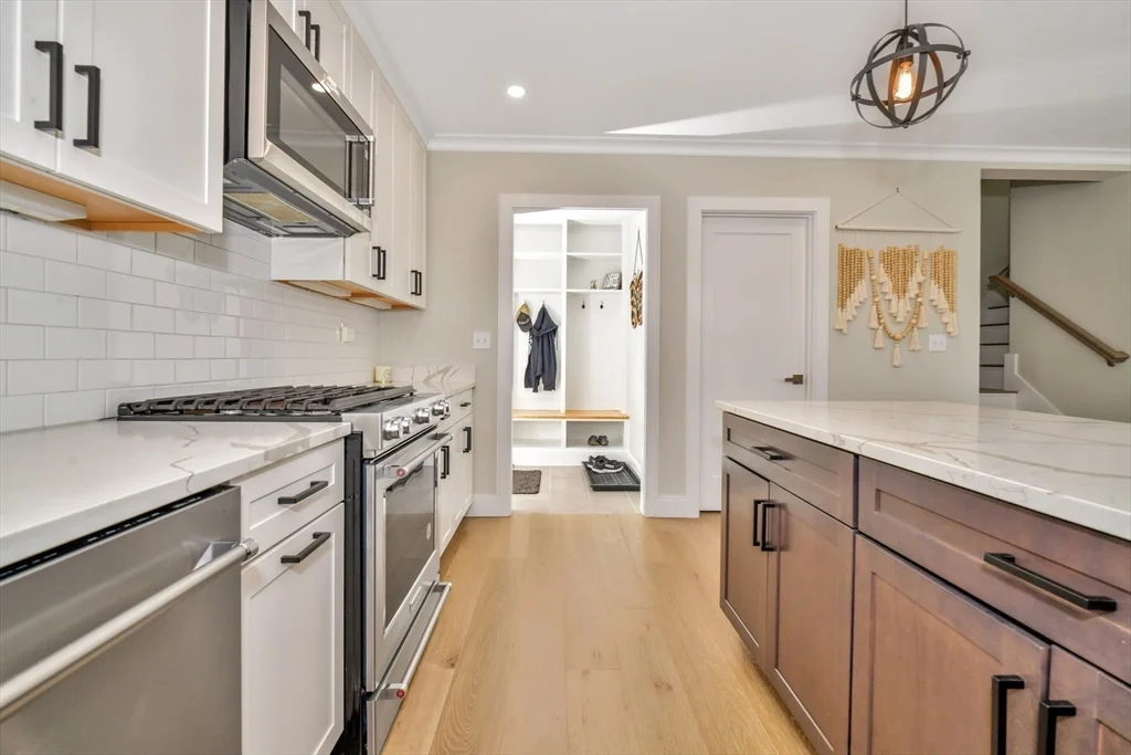 4 bed, 2 bath apartment for rent at 54 Williams Ave Unit A, Hyde Park — photo 21 of 29