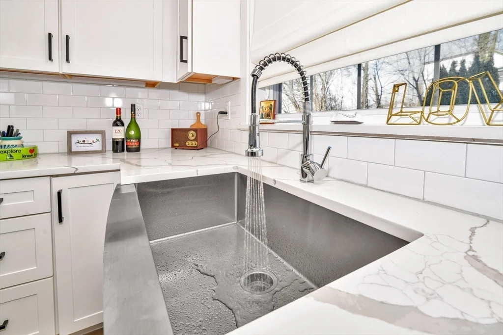 4 bed, 2 bath apartment for rent at 54 Williams Ave Unit A, Hyde Park — photo 26 of 29