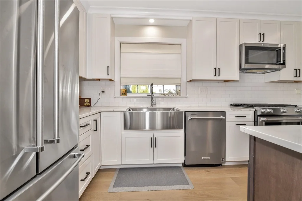 4 bed, 2 bath apartment for rent at 54 Williams Ave Unit A, Hyde Park — photo 25 of 29