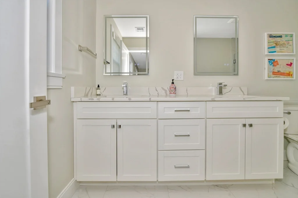 4 bed, 2 bath apartment for rent at 54 Williams Ave Unit A, Hyde Park — photo 14 of 29