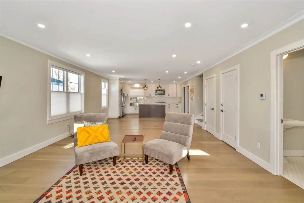4 bed, 2 bath apartment for rent at 54 Williams Ave Unit A, Hyde Park — photo 5 of 29