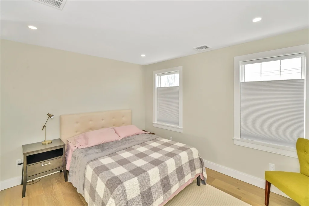 4 bed, 2 bath apartment for rent at 54 Williams Ave Unit A, Hyde Park — photo 16 of 29