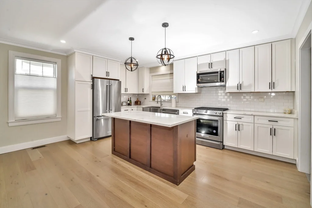4 bed, 2 bath apartment for rent at 54 Williams Ave Unit A, Hyde Park — photo 28 of 29