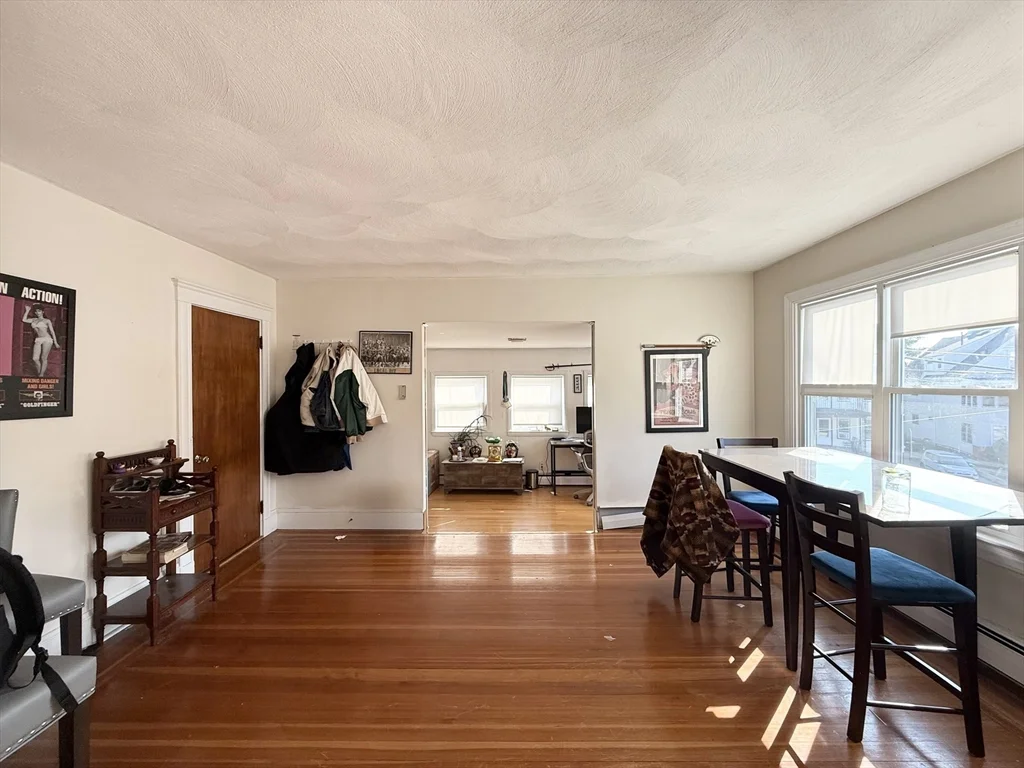 2 bed, 1 bath apartment for rent at 540 Main St Unit 2, Medford — photo 6 of 17