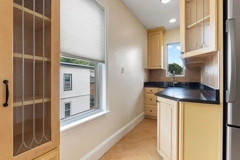 2 bed, 1 bath apartment for rent at 541 Washington Unit 2, Chelsea — photo 6 of 13