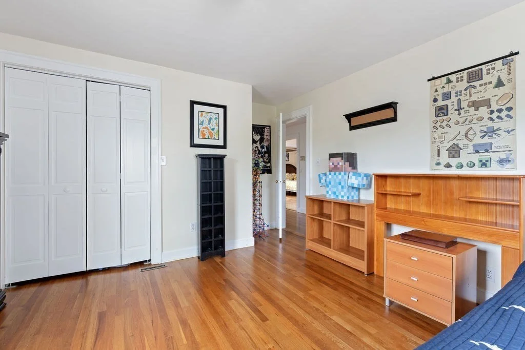 5 bed, 3 bath apartment for rent at 542 Commonwealth Ave Unit 542, Newton — photo 23 of 31