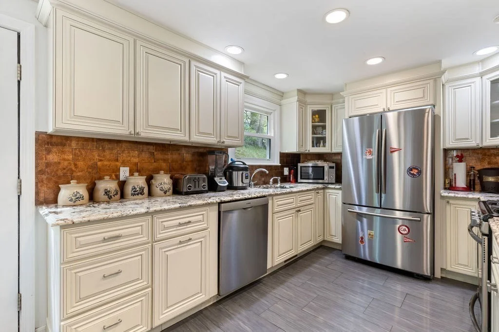 5 bed, 3 bath apartment for rent at 542 Commonwealth Ave Unit 542, Newton — photo 6 of 31