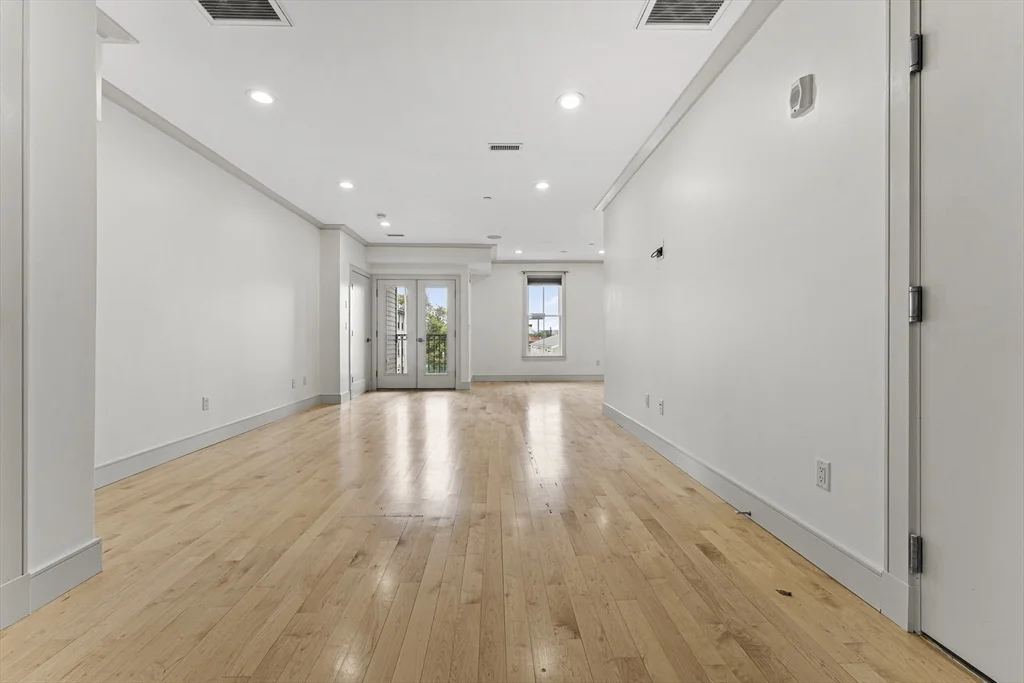 2 bed, 2 bath apartment for rent at 542 Dorchester Ave Unit 302, South Boston — photo 2 of 33