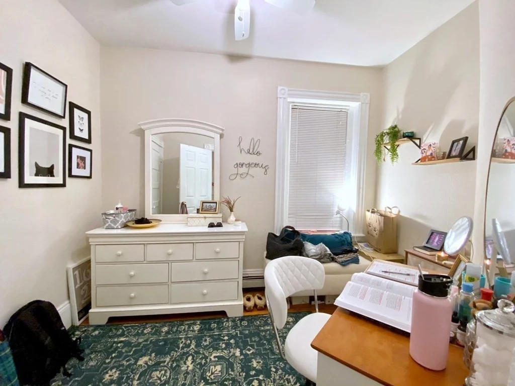 3 bed, 1 bath apartment for rent at 542 East 5th Unit 1, South Boston — photo 7 of 8