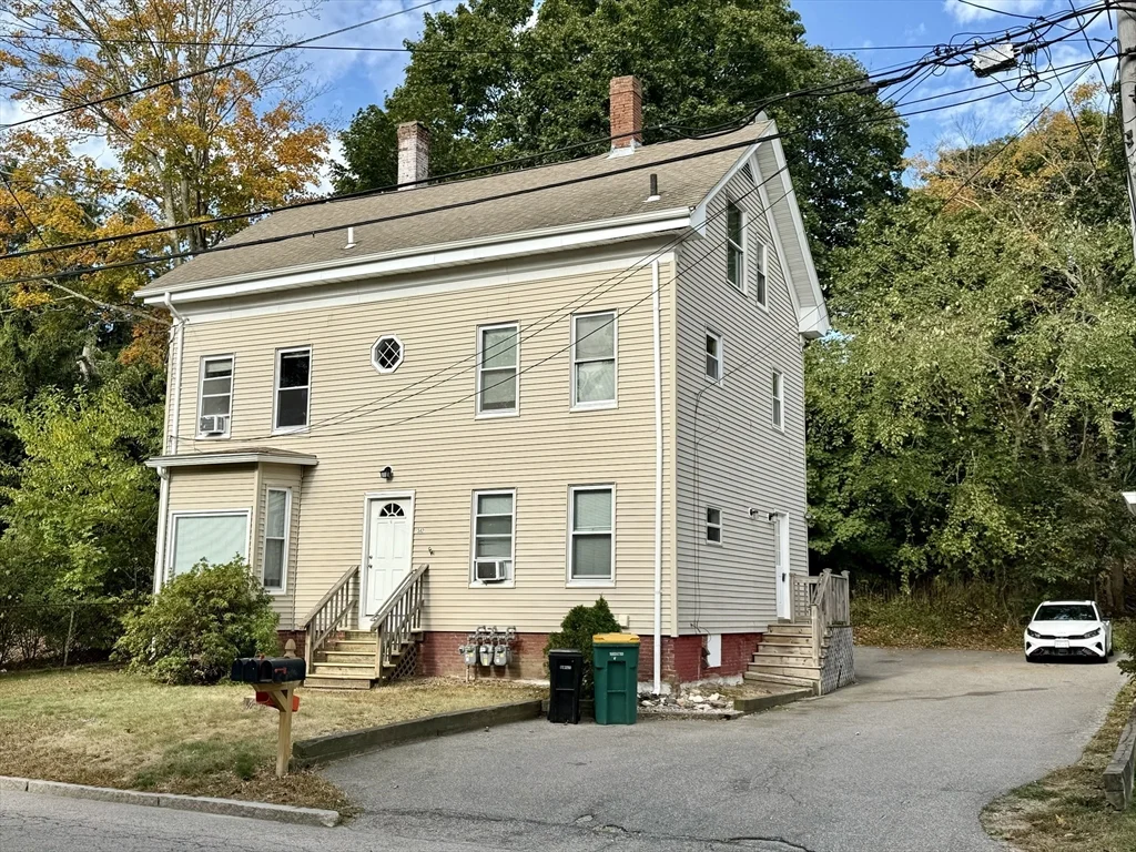 2 bed, 1 bath apartment for rent at 542 Mount Hope St Unit 3, North Attleboro — photo 1 of 11