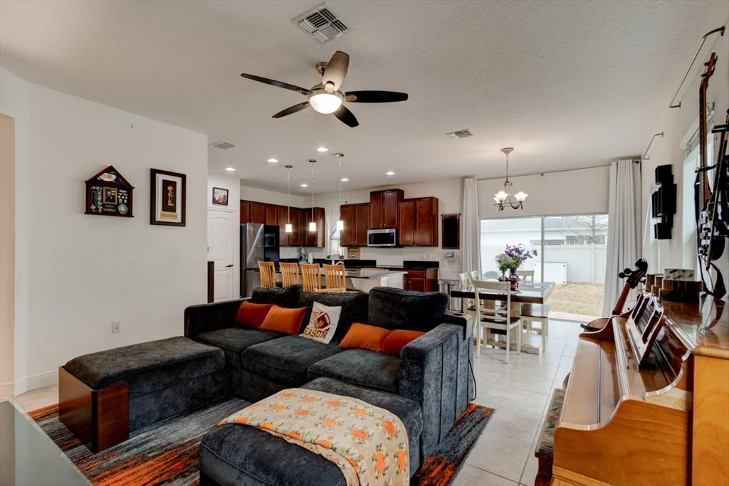 3 bed, 2 bath apartment for rent at 5424 Estero Loop Unit -, Port Orange — photo 17 of 23