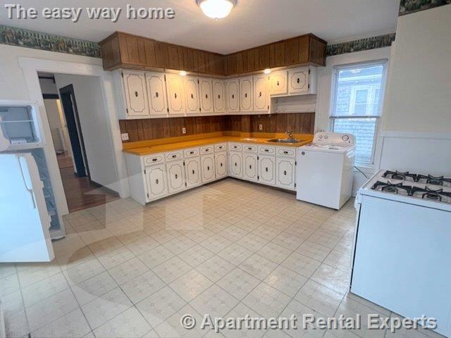 2 bed, 1 bath apartment for rent at 543 Broadway Unit 2, Magoun Square — photo 8 of 11