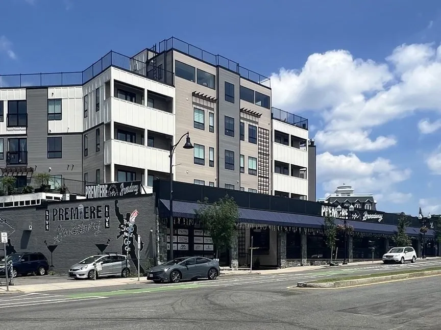 2 bed, 1 bath apartment for rent at 543 Broadway Unit 2F, Magoun Square — photo 21 of 24