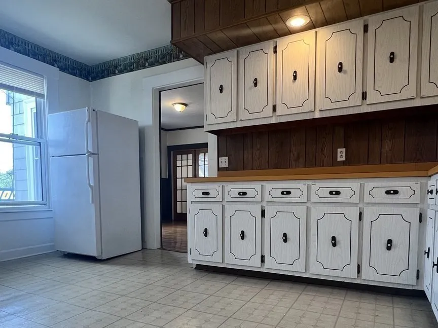 2 bed, 1 bath apartment for rent at 543 Broadway Unit 2F, Magoun Square — photo 6 of 24