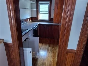 2 bed, 1 bath apartment for rent at 543 Park Ave Unit 3, Worcester — photo 4 of 8
