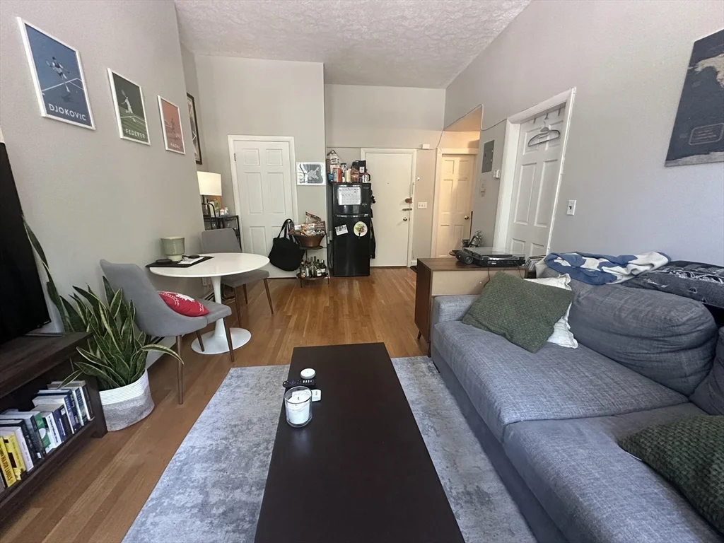 1 bed, 1 bath apartment for rent at 544 Columbus Ave Unit 4, South End — photo 2 of 6