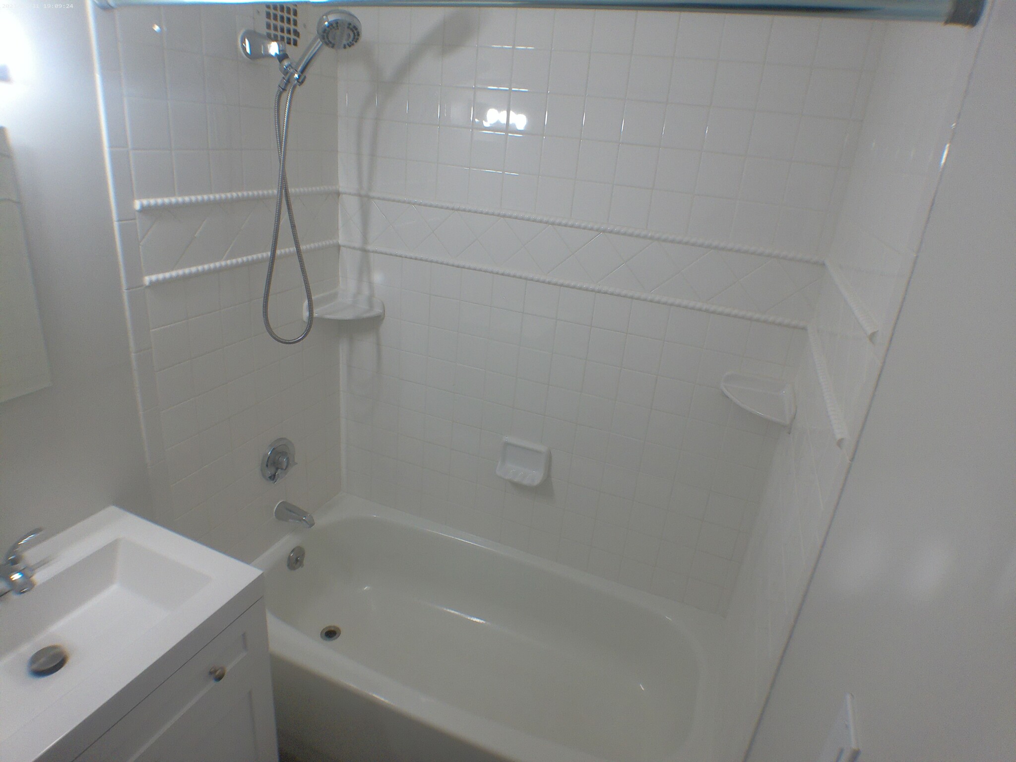 1 bed, 1 bath apartment for rent at 545 Centre St Unit 810, Jamaica Plain — photo 19 of 21