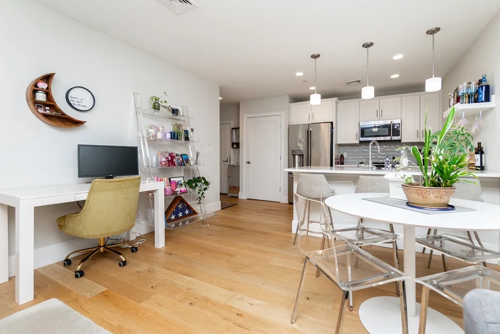 1 bed, 1 bath apartment for rent at 545 E 3rd St Unit 3, South Boston — photo 7 of 22