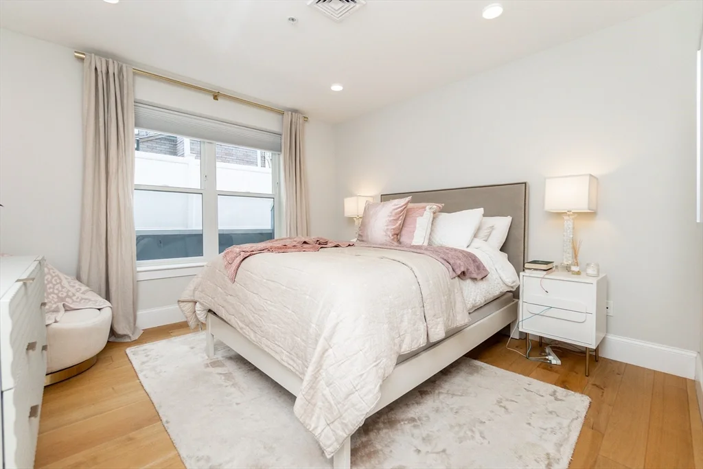 1 bed, 1 bath apartment for rent at 545 E 3rd St Unit 3, South Boston — photo 11 of 22