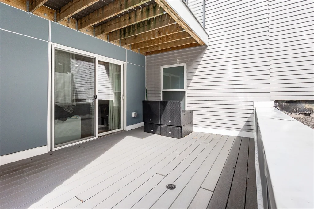 1 bed, 1 bath apartment for rent at 545 E 3rd St Unit 3, South Boston — photo 20 of 22