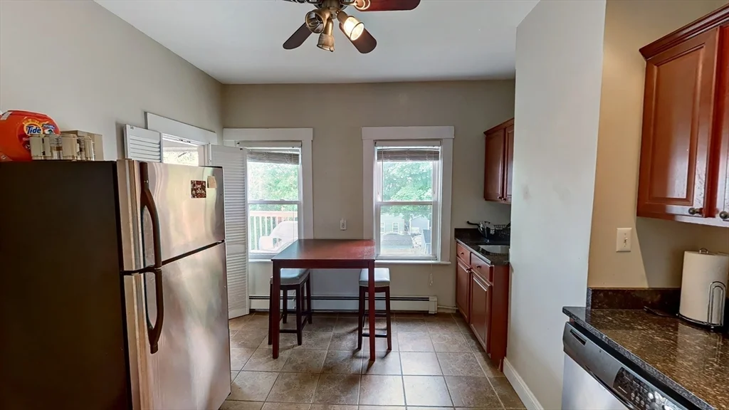 2 bed, 1 bath apartment for rent at 545 E 5th St Unit 2, South Boston — photo 10 of 13