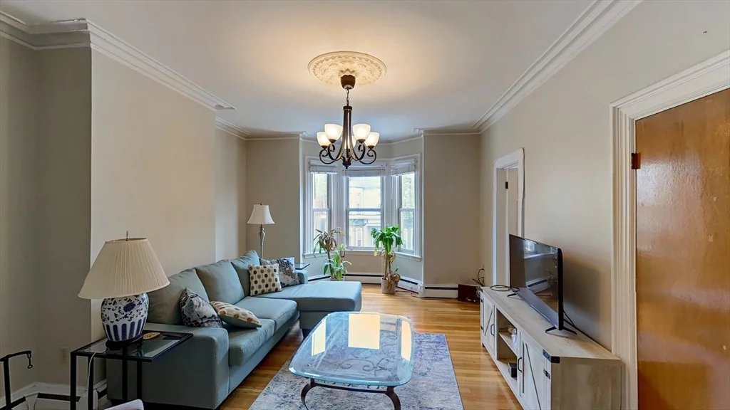 2 bed, 1 bath apartment for rent at 545 E 5th St Unit 2, South Boston — photo 2 of 13