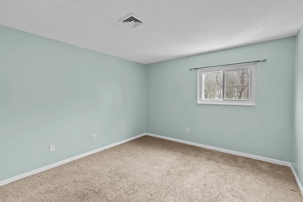 2 bed, 1 bath apartment for rent at 5455 North Main St Unit 13E, Fall River — photo 11 of 16