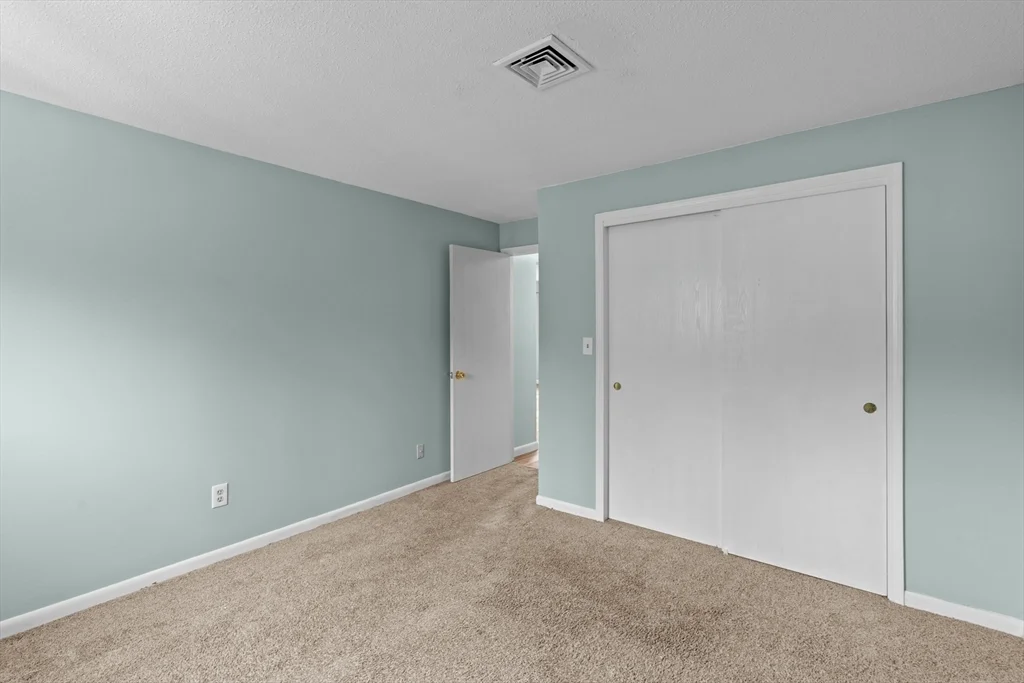 2 bed, 1 bath apartment for rent at 5455 North Main St Unit 13E, Fall River — photo 8 of 16