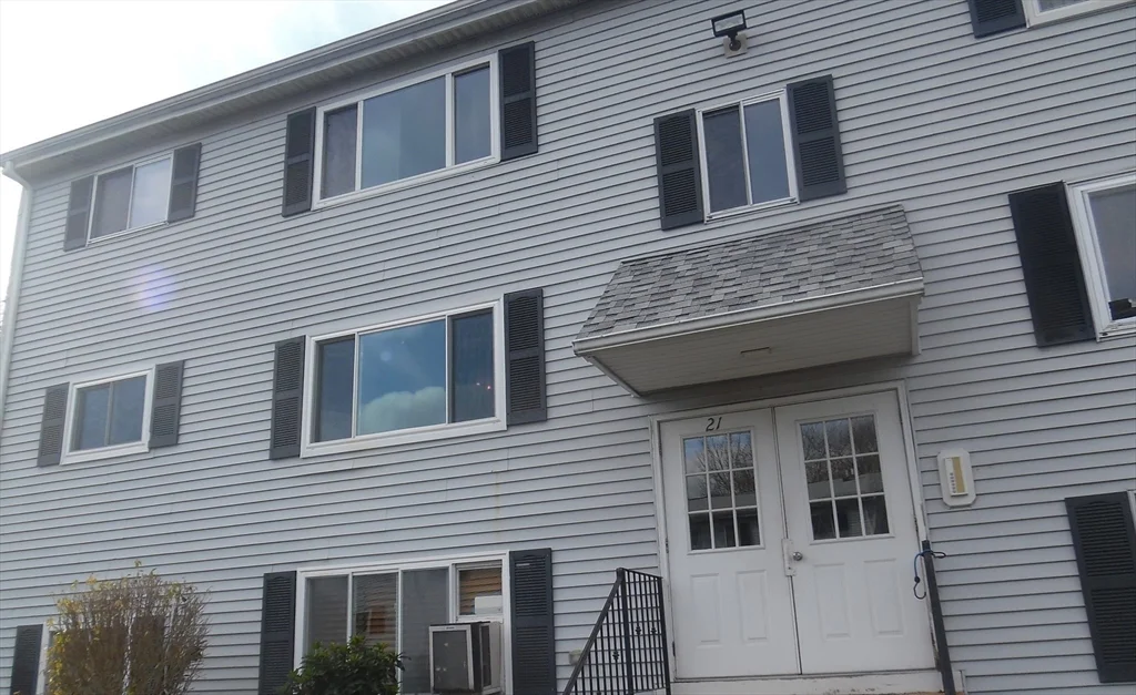 2 bed, 1 bath apartment for rent at 5455 North Main St Unit 21C, Fall River — photo 7 of 7