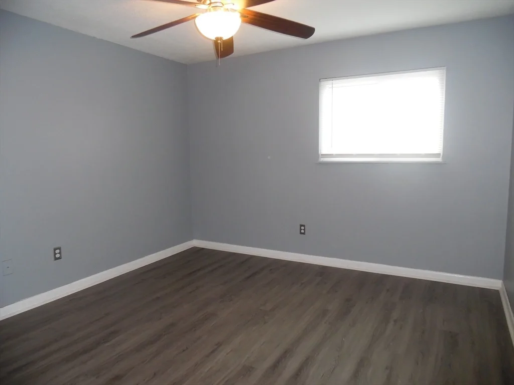 2 bed, 1 bath apartment for rent at 5455 North Main St Unit 21C, Fall River — photo 3 of 7