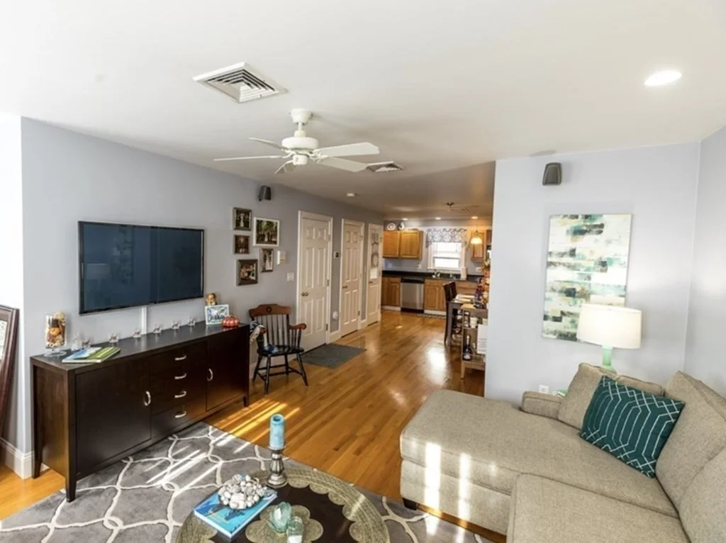2 bed, 1.5 bath apartment for rent at 546 E 3rd St Unit 2, South Boston — photo 2 of 14