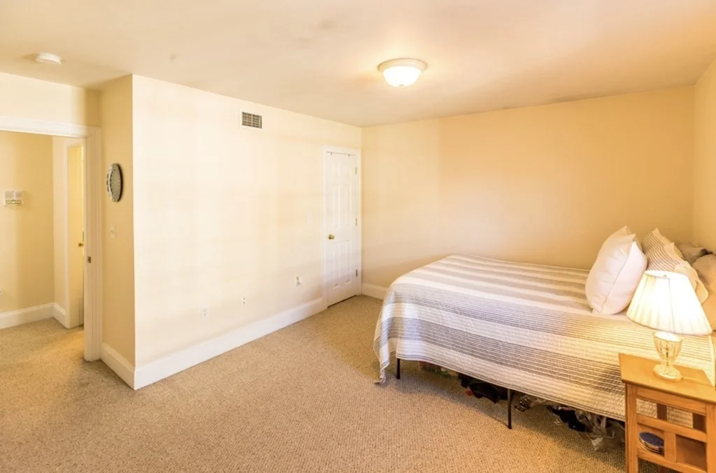 2 bed, 1.5 bath apartment for rent at 546 E 3rd St Unit 2, South Boston — photo 11 of 14