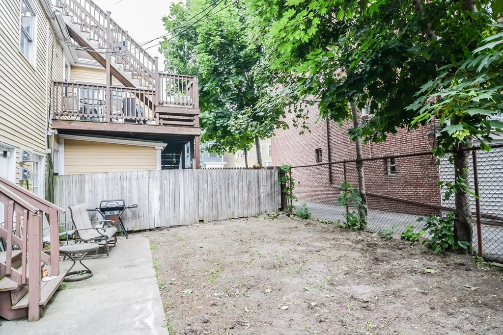 2 bed, 1 bath apartment for rent at 546 East 8th St Unit 1, South Boston — photo 23 of 27