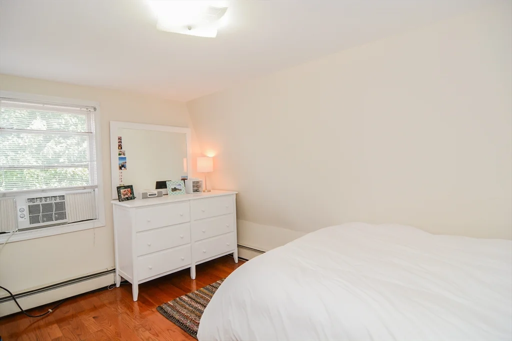 2 bed, 1 bath apartment for rent at 546 East 8th St Unit 3, South Boston — photo 18 of 32