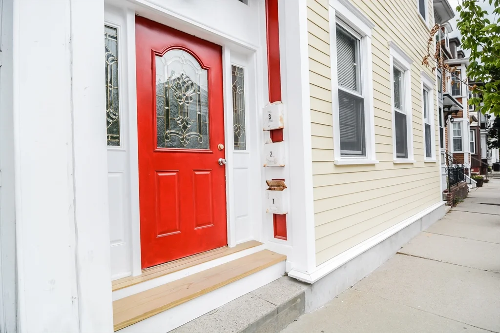 2 bed, 1 bath apartment for rent at 546 East 8th St Unit 3, South Boston — photo 32 of 32