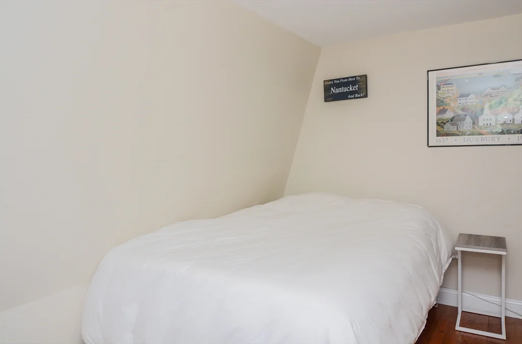 2 bed, 1 bath apartment for rent at 546 East 8th St Unit 3, South Boston — photo 17 of 32