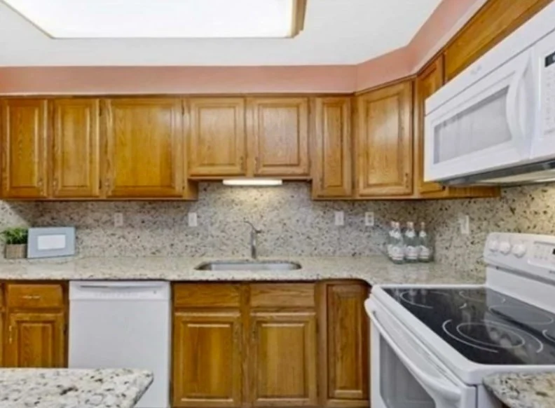 3 bed, 2 bath apartment for rent at 546 Lincoln St Unit 546, Waltham — photo 6 of 17