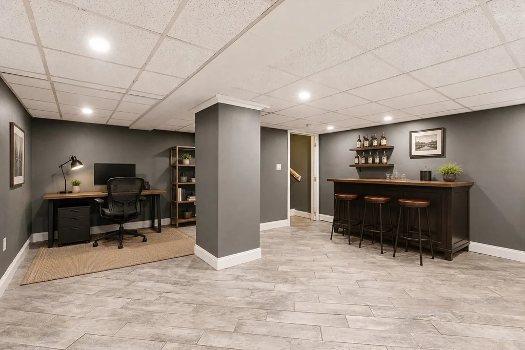 3 bed, 2 bath apartment for rent at 547 Broadway Unit 1, Magoun Square — photo 10 of 14