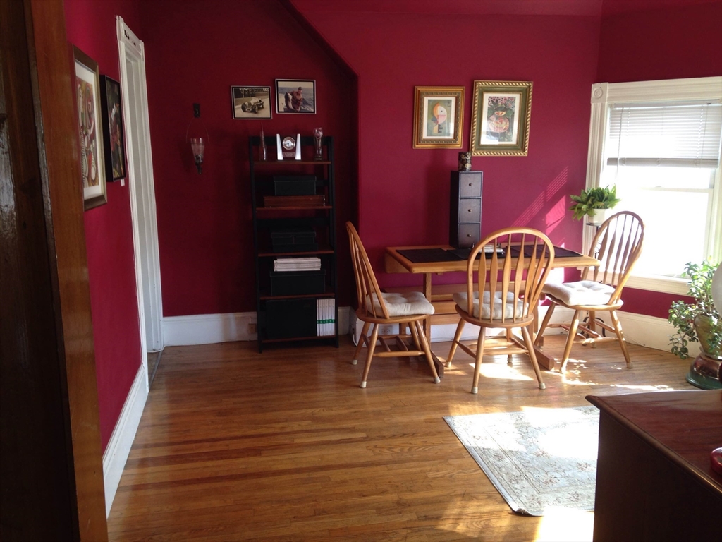 1 bed, 1 bath apartment for rent at 547 Broadway Unit 3, Ball Square — photo 3 of 9