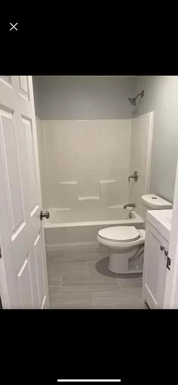 4 bed, 1 bath apartment for rent at 547 Main Unit 2, Brockton — photo 10 of 11