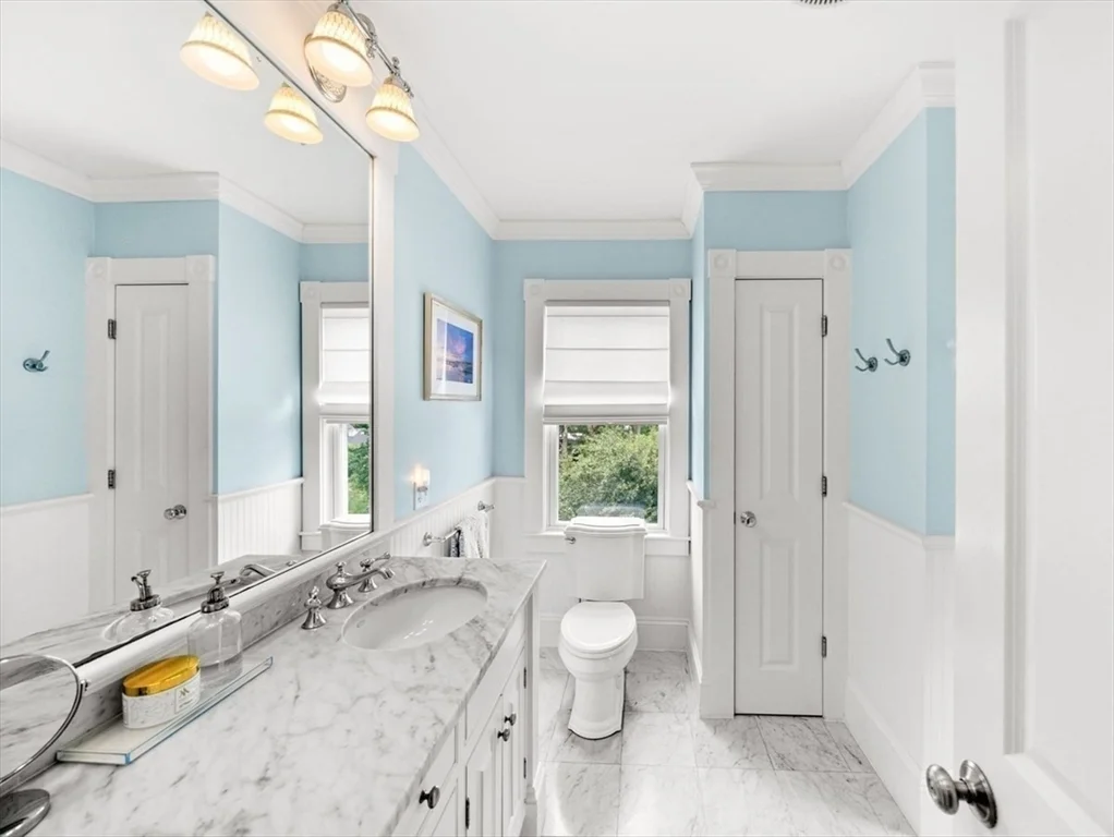 3 bed, 1 bath apartment for rent at 548 Elm St, Dartmouth — photo 14 of 21