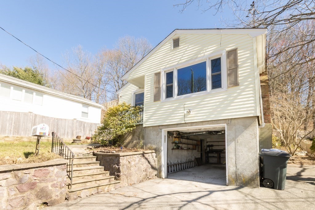 2 bed, 1 bath apartment for rent at 548 Poplar St, Roslindale — photo 19 of 20