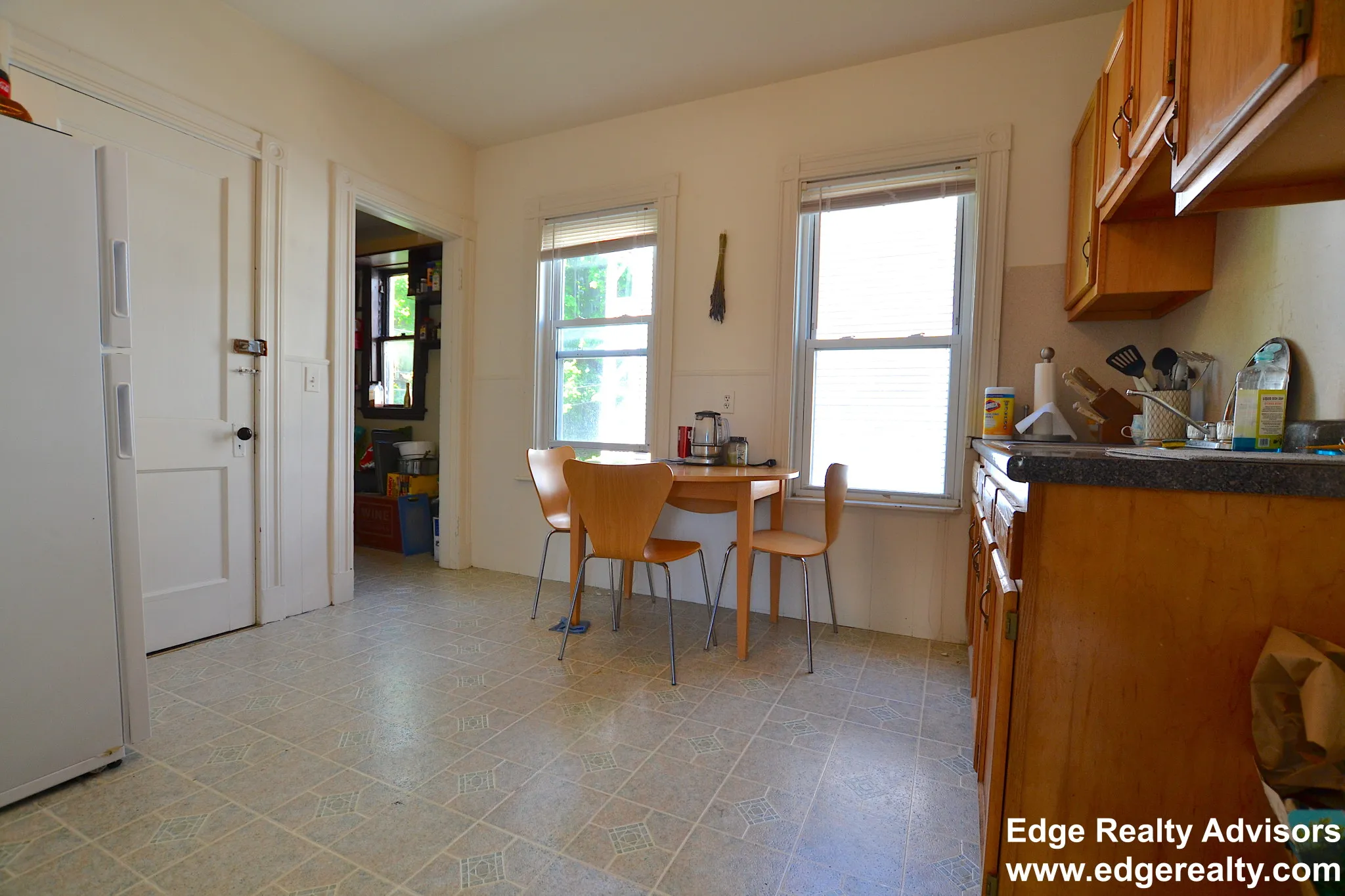 3 bed, 1 bath apartment for rent at 548 Washington St Unit 2, Brighton — photo 8 of 12