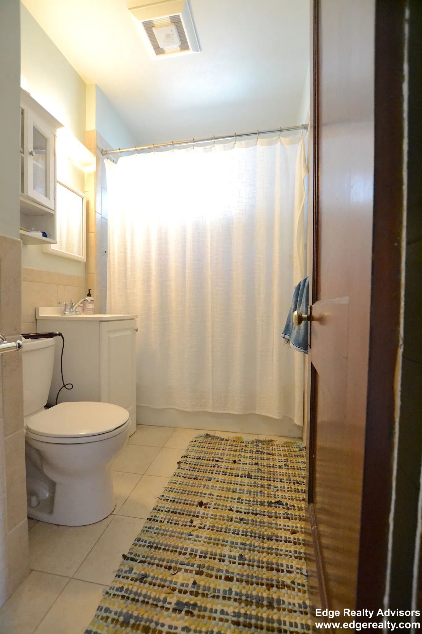 3 bed, 1 bath apartment for rent at 548 Washington St Unit 2, Brighton — photo 10 of 12