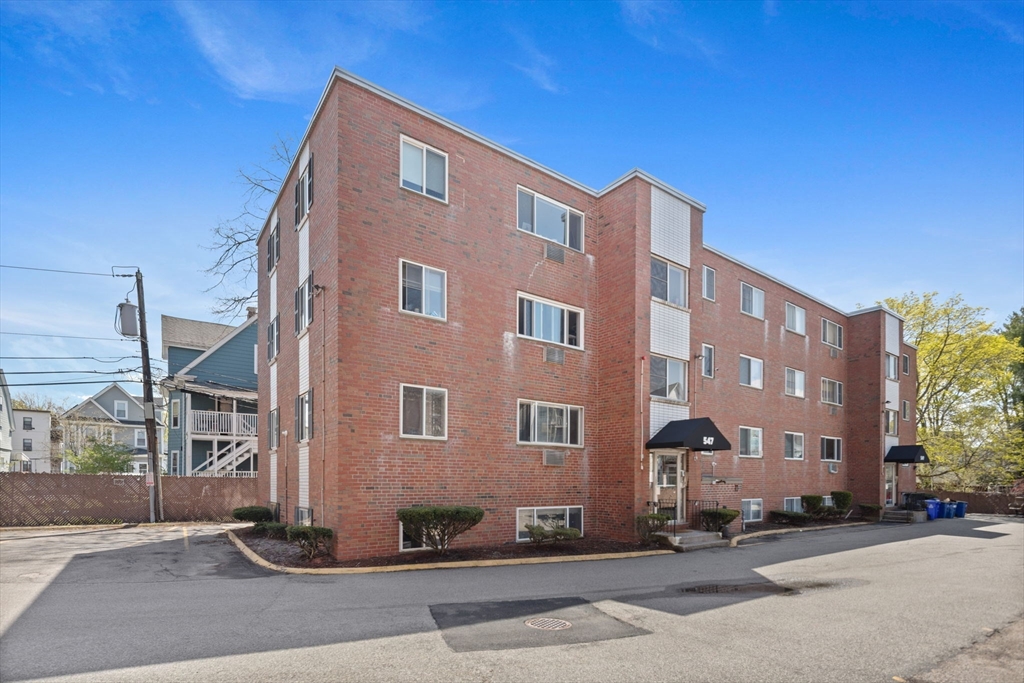 2 bed, 1 bath apartment for rent at 549 Adams St Unit 4, Dorchester — photo 18 of 19