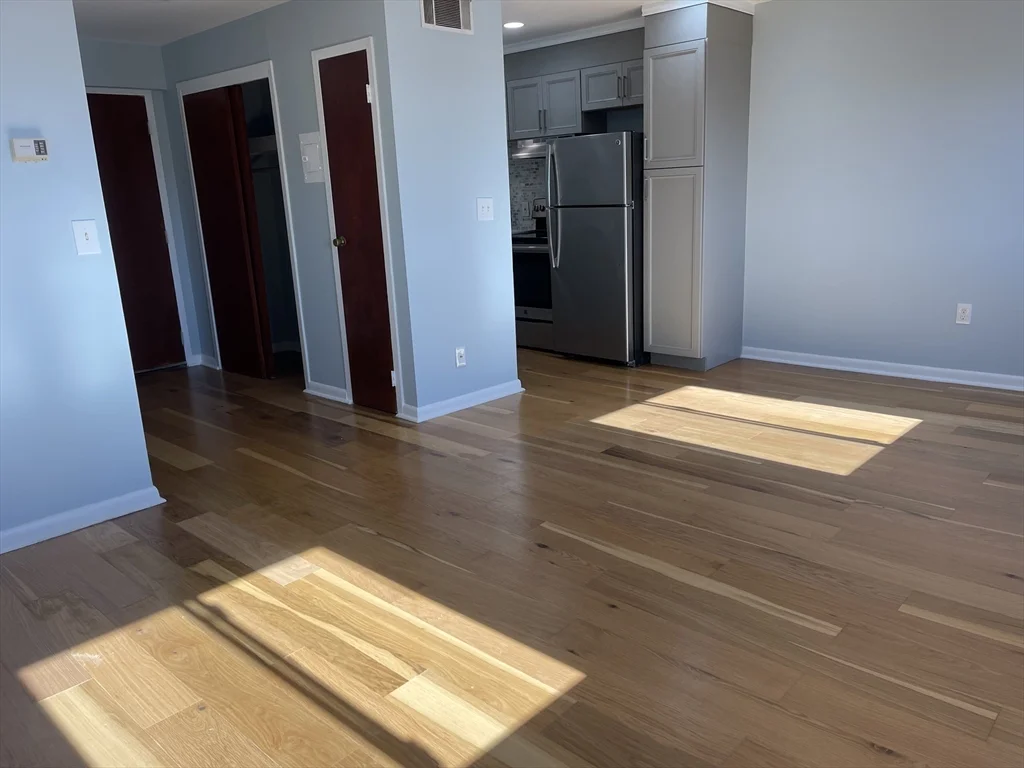 Studio bed, 1 bath apartment for rent at 549 E 4th St Unit E2, South Boston — photo 4 of 11