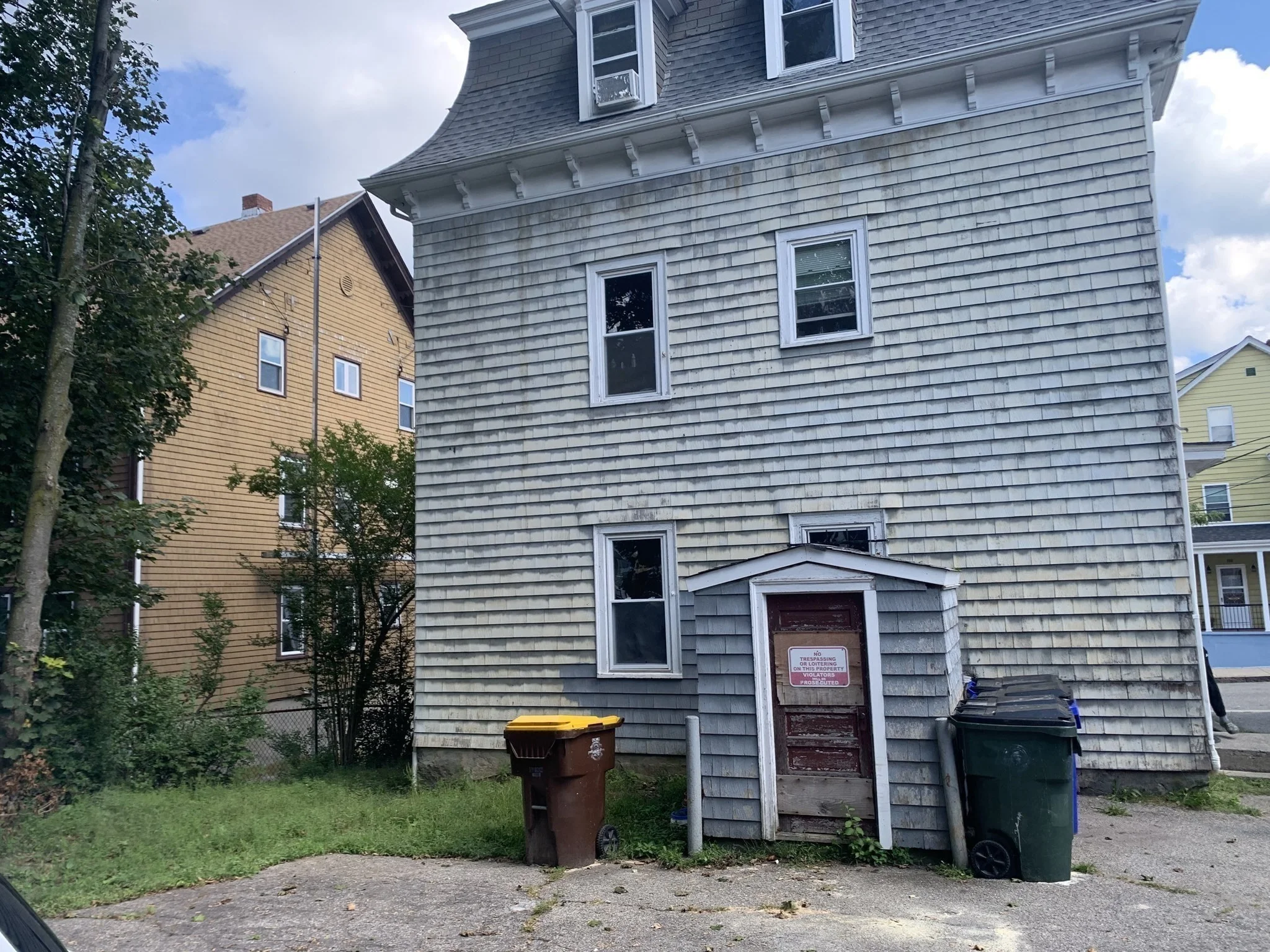 3 bed, 1 bath apartment for rent at 549 Fourth St Unit 1, Fall River — photo 12 of 13