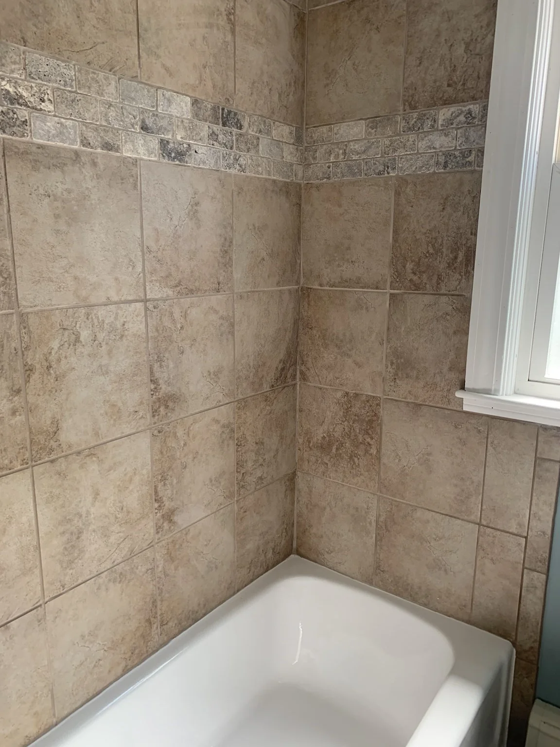 3 bed, 1 bath apartment for rent at 549 Fourth St Unit 1, Fall River — photo 7 of 13