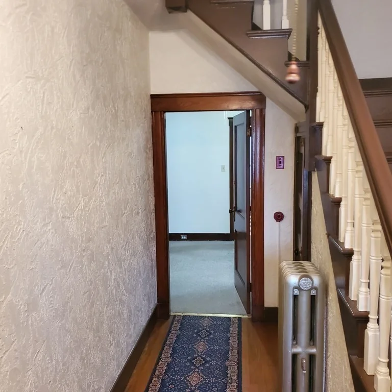 2 bed, 1 bath apartment for rent at 549 Main St Unit 1, Tufts University — photo 7 of 18