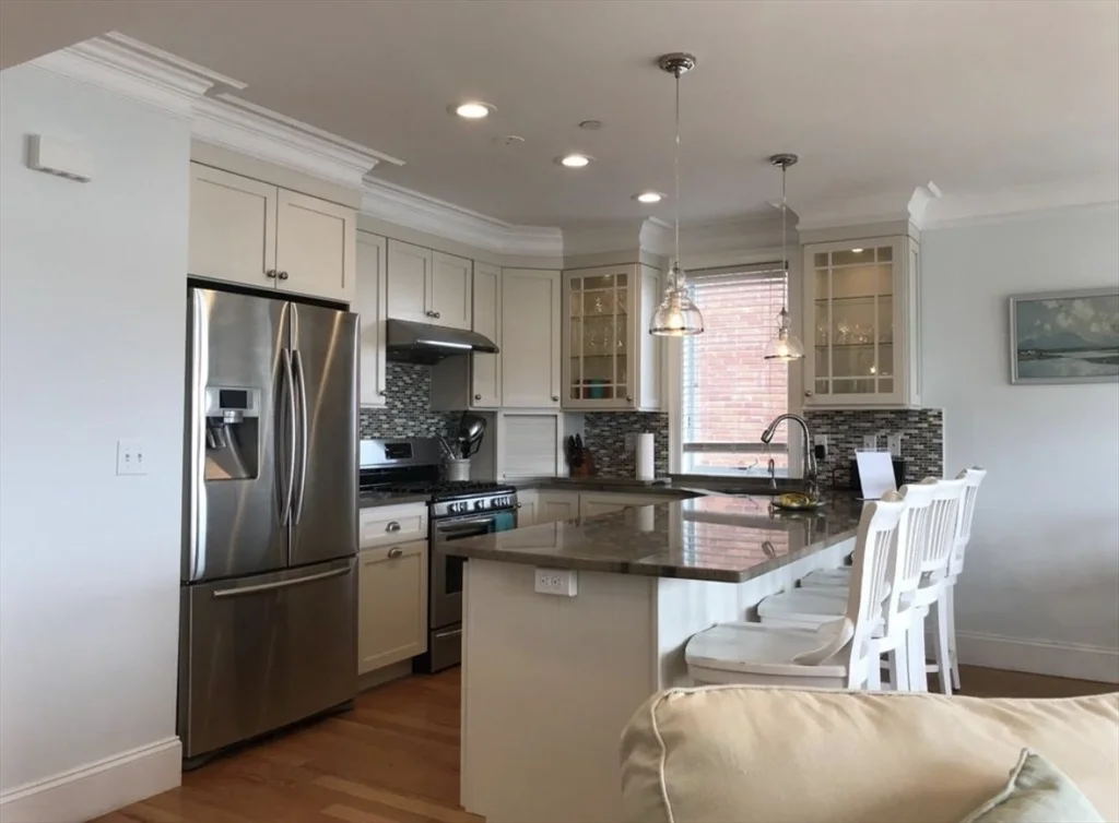 3 bed, 2 bath apartment for rent at 549 Sumner St Unit B, Boston — photo 7 of 24